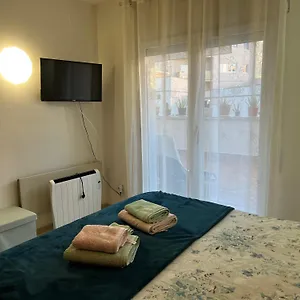 Comode Apartament Al Bell Mig De Appartement Gérone